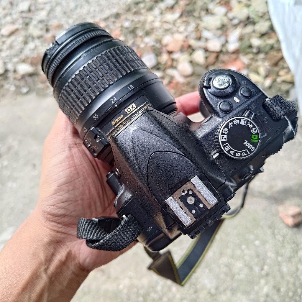 Nikon D3100 mulus lcd vignet murah