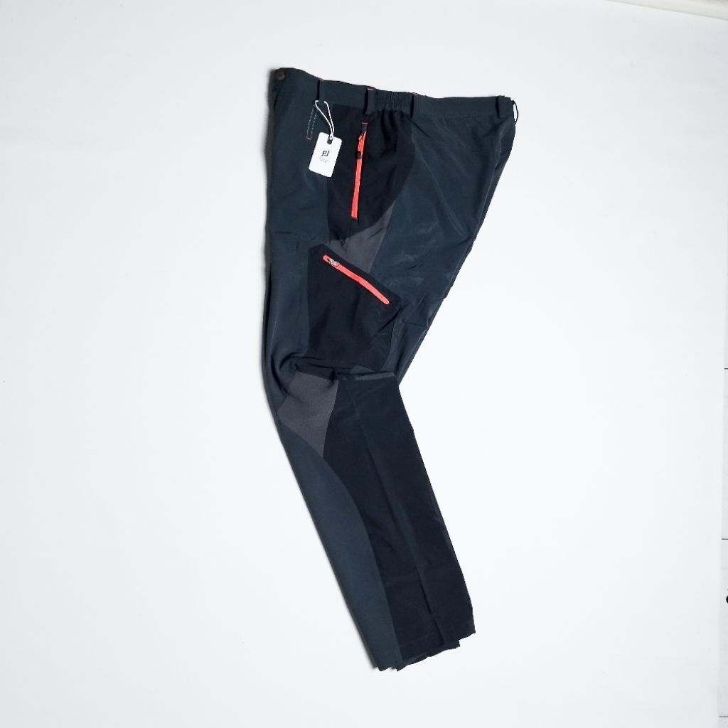 Celana outdoor felf C719