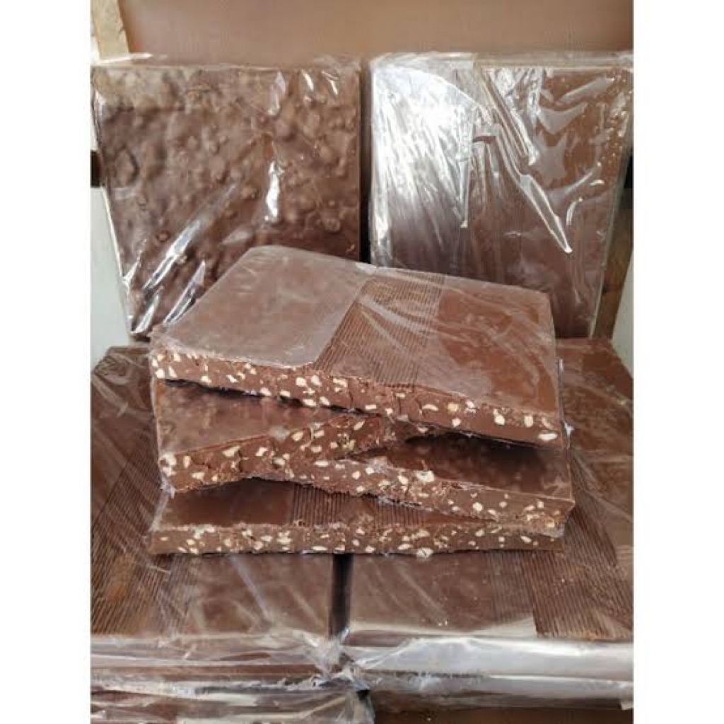 

COKELAT BLOK VARIAN 350 GRAM