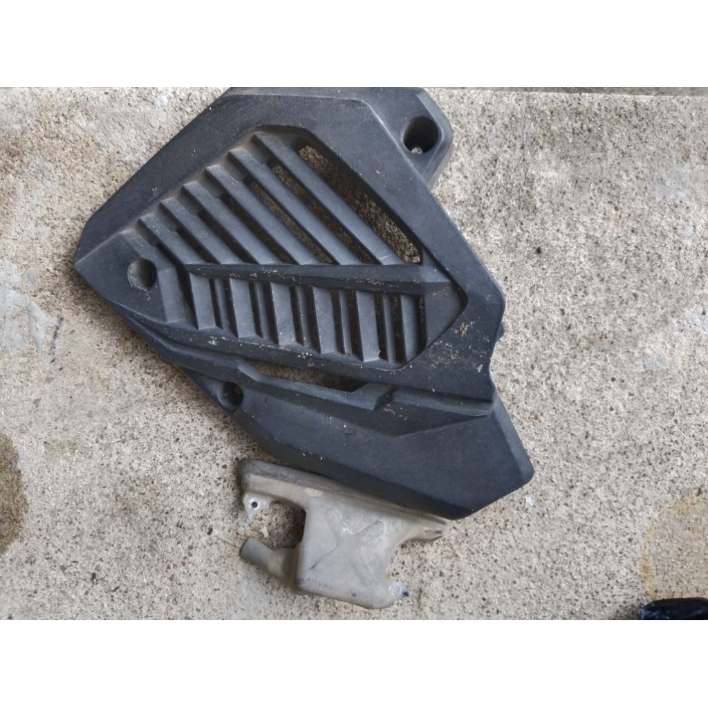 cover radiator ori second vario led old