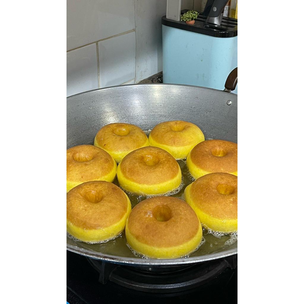

DONAT LABU / PUMPKIN DONUT / DONAT LABU EMPUK