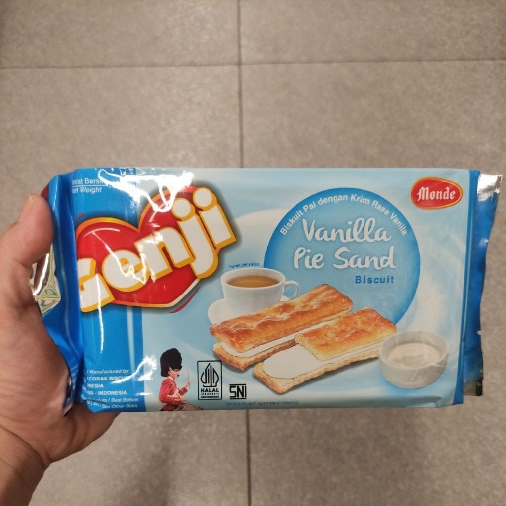 

MONDE GENJI VANILLA PIE SAND BISCUIT BISKUIT PAI DENGAN KRIM RASA VANILA 110gr
