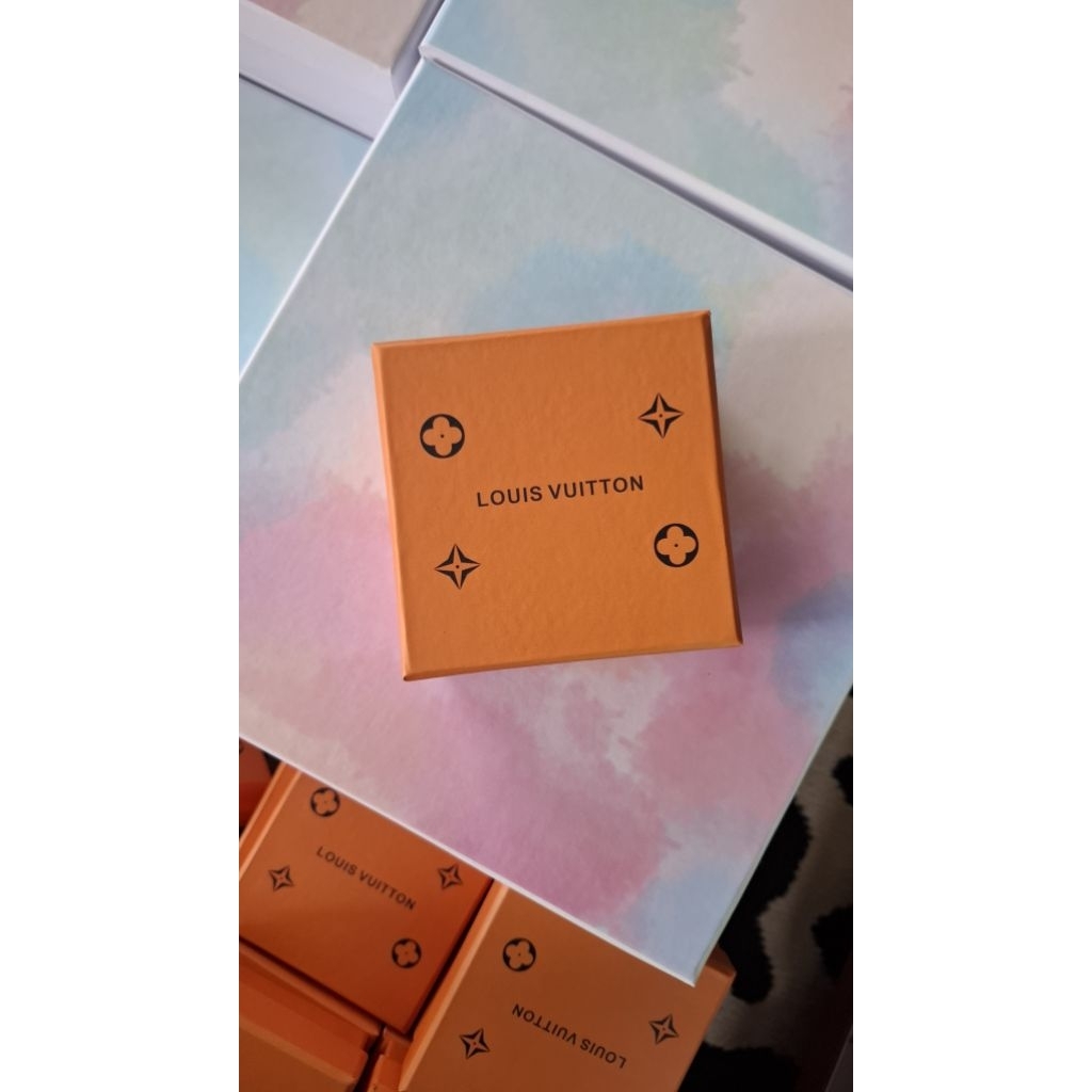 

12x12x5 Custom box parfum