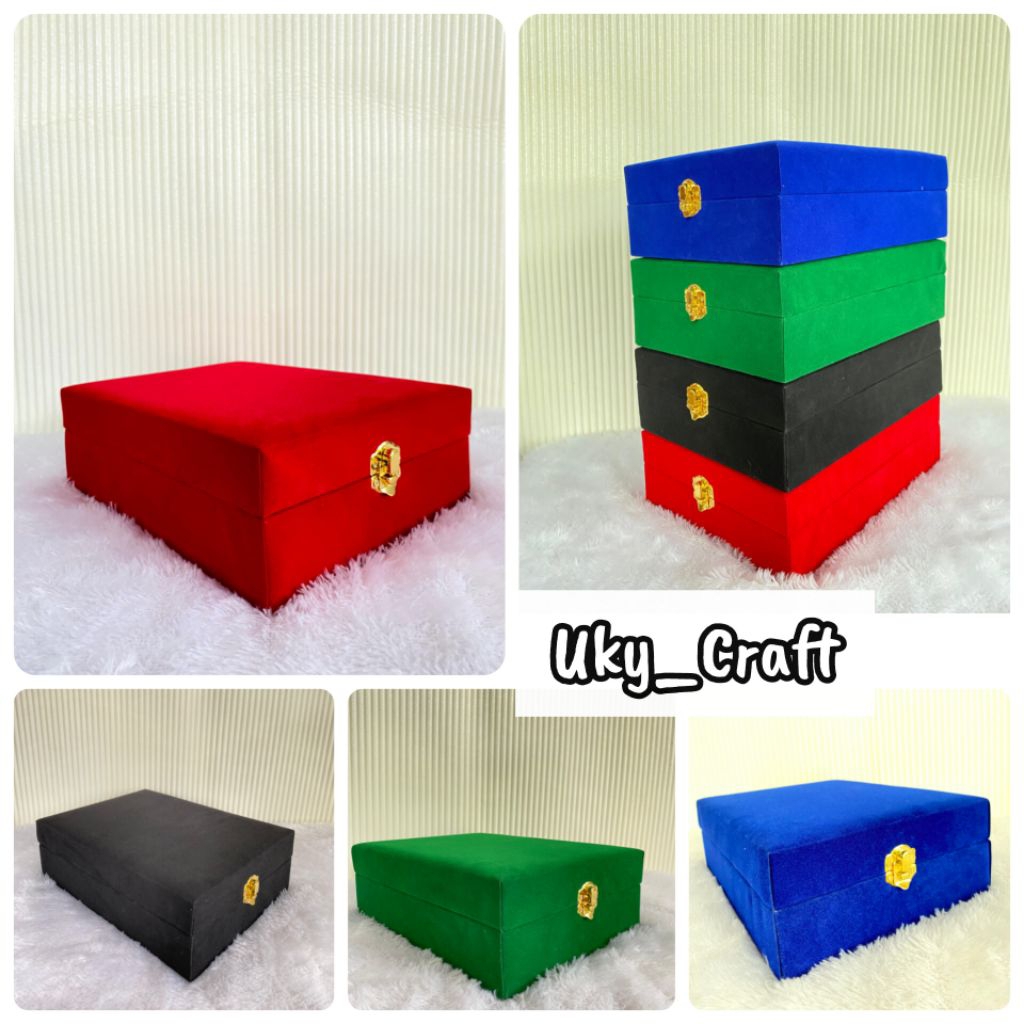 

BOX BLUDRU UK. 23×17×6 CM.