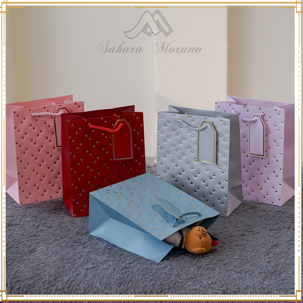 

[PREMUIM] Paper Bag Emboss Motif Polkadot Shopping Bag Tas Hadiah Emboss Goodie Bag Tas Souvenir Serbaguna