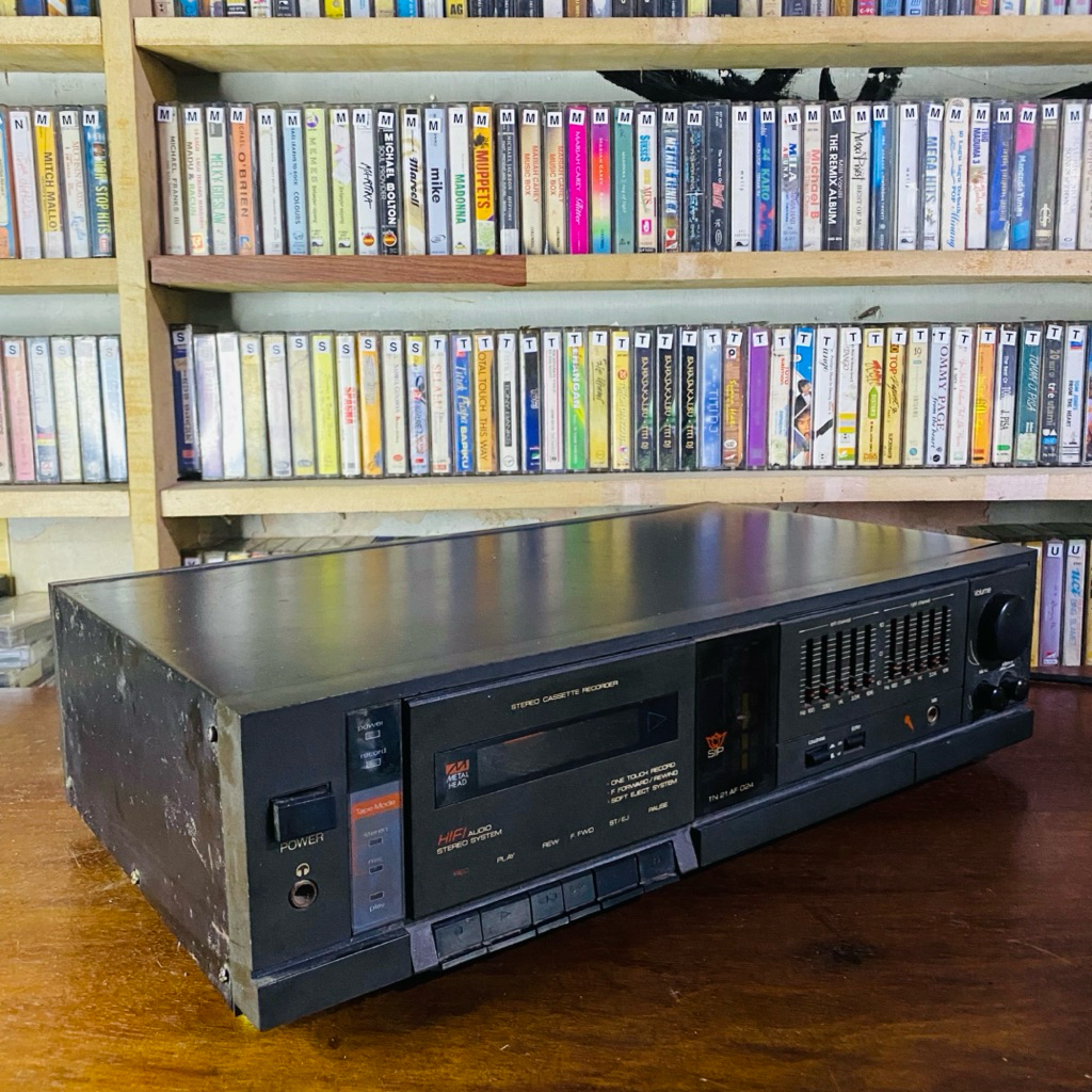 Tape Stereo Cassette Recorder Hitachi Vintage – Koleksi/Pajangan Kafe/Studio