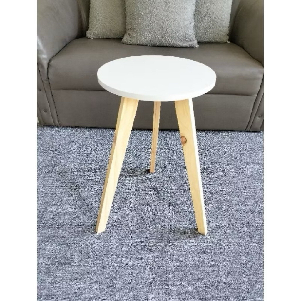 meja bulat minimalis / meja sudut aesthetic / pajangan sudut ruangan / meja tamu bulat kecil / meja 