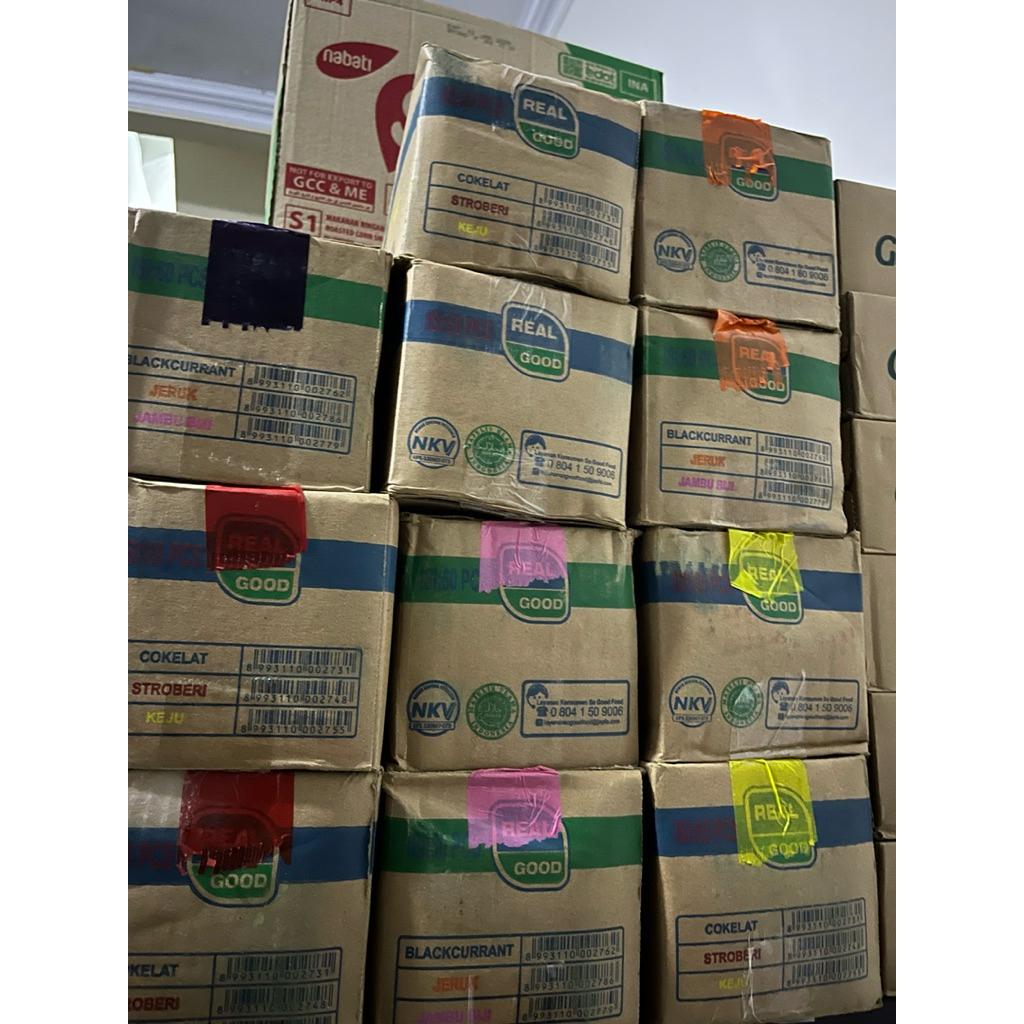 

Real Good Susu Uht / susu Bantal 50ml isi 60 pcs per dus / karton (Instan / Gosand )