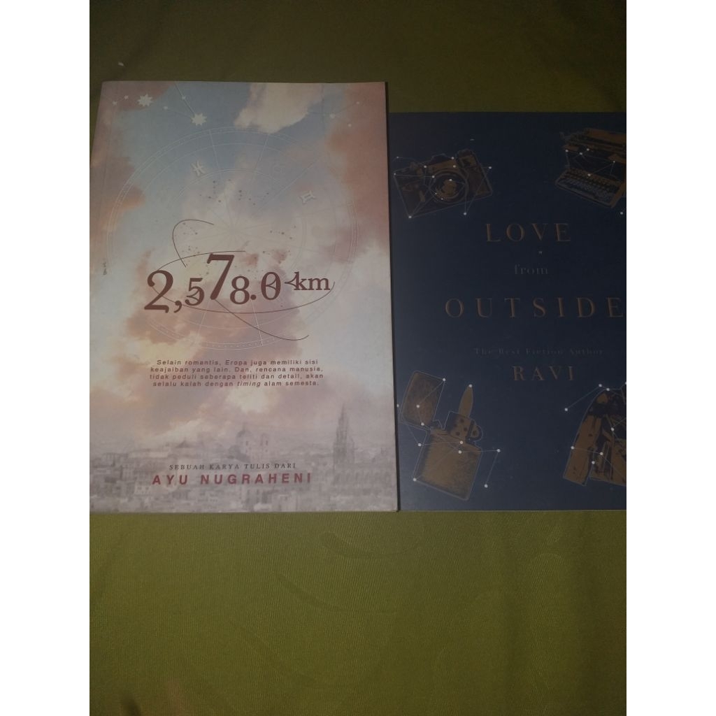 

Novel 2,578.0 km karya Ayu Nugraheni (Preloved)