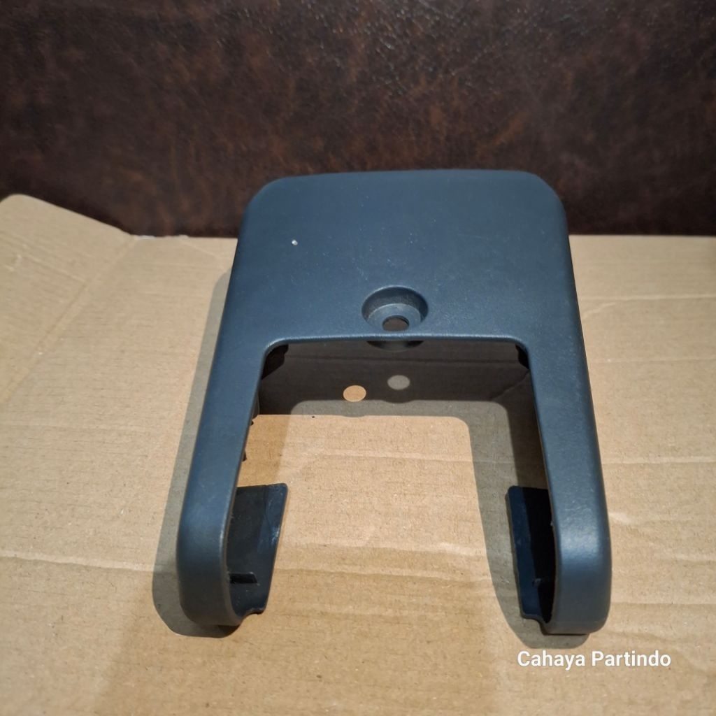 Tutup Kaki Jok Belakang Mobil AVANZA XENIA – Ori Baru