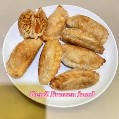 

cireng isi ayam suwir pedas isi 6