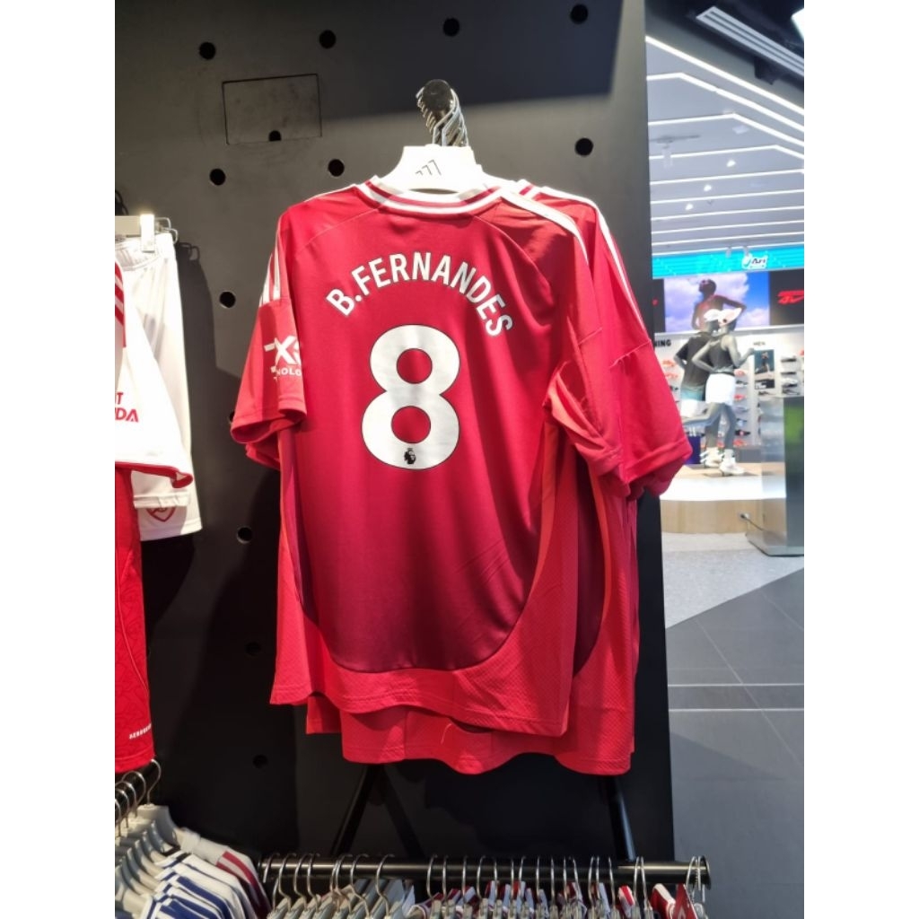 Manchester United Jersey Home 25/26 #8 B. Fernandes
