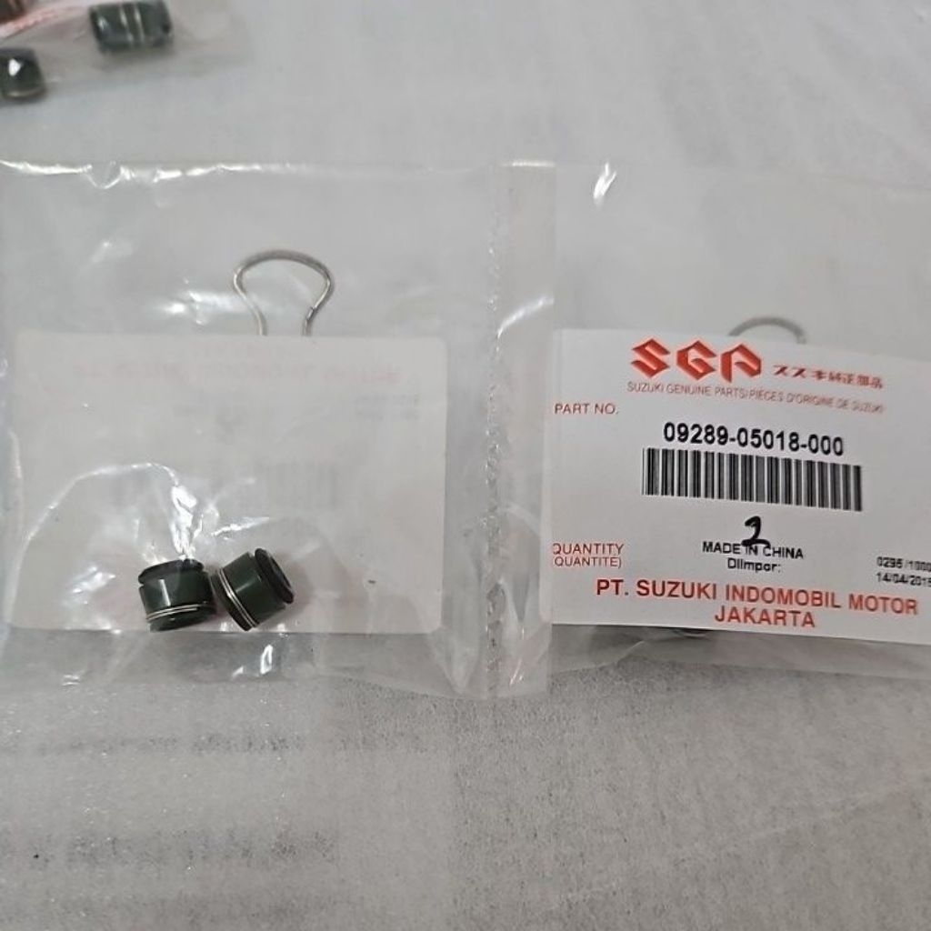 SEAL KLEP SUZUKI THUNDER 125 ORIGINAL SGP 100%