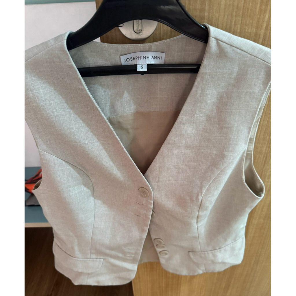 Josephine Anni Vest preloved