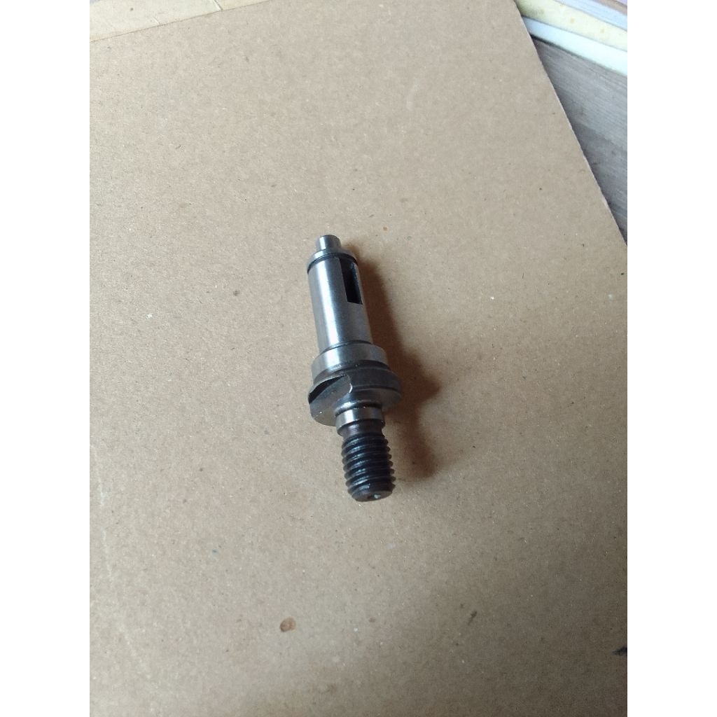 Spindel, spindle mesin gerinda Makita 9553B