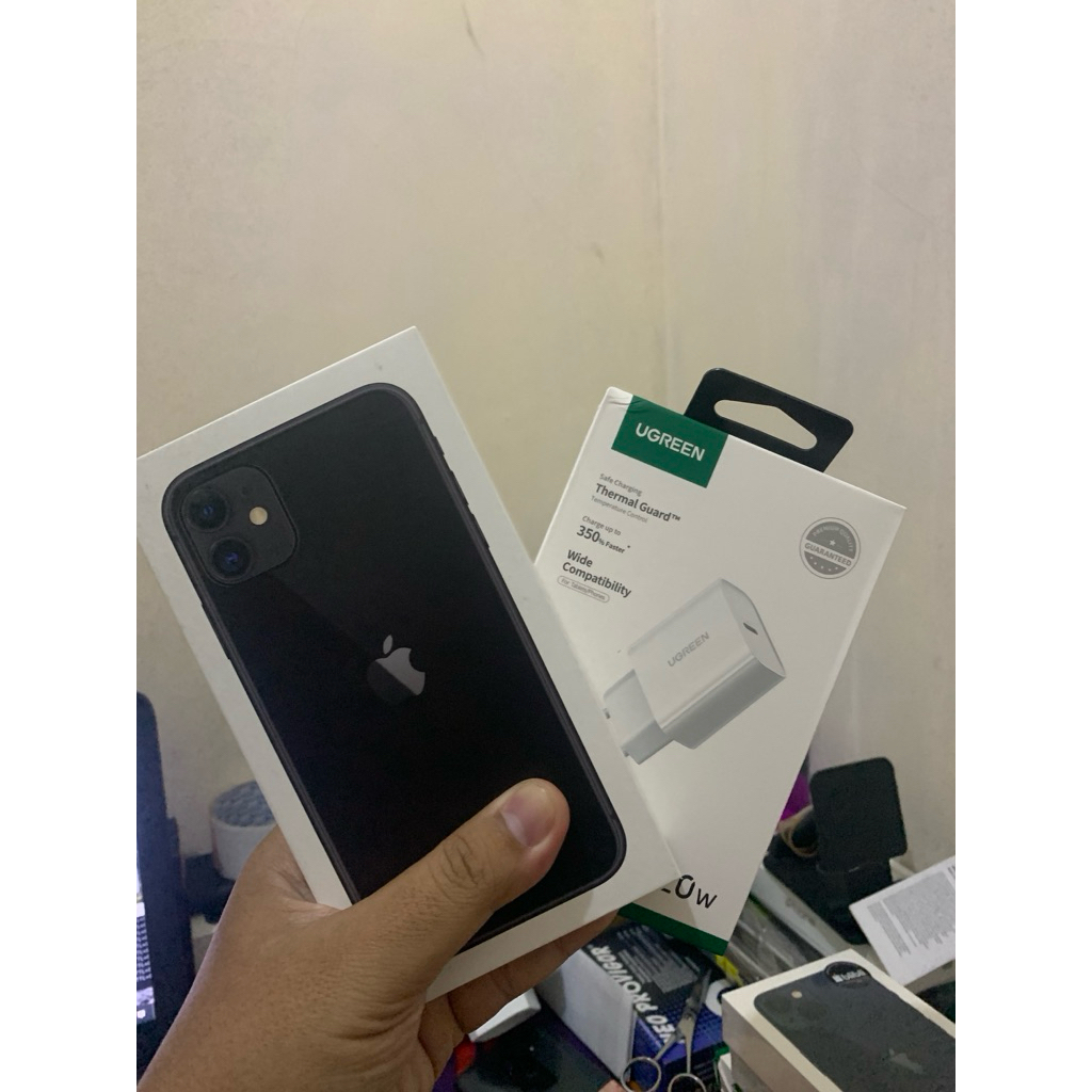 Iphone 11 black 64gb garansi resmi