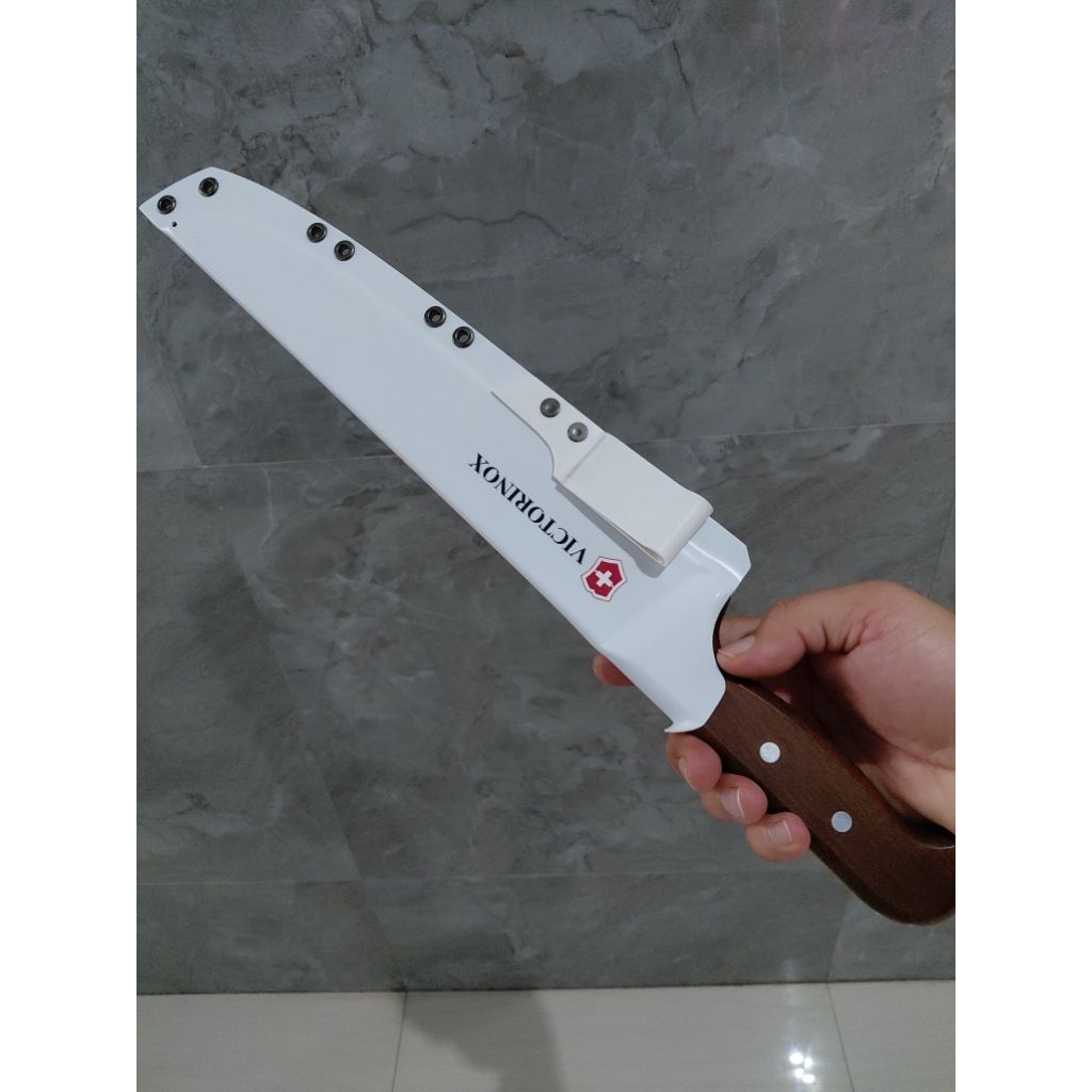 sarung pisau victorinox jaminan cantik dan presisi panjnag 31 cm kode 5 5200.31
