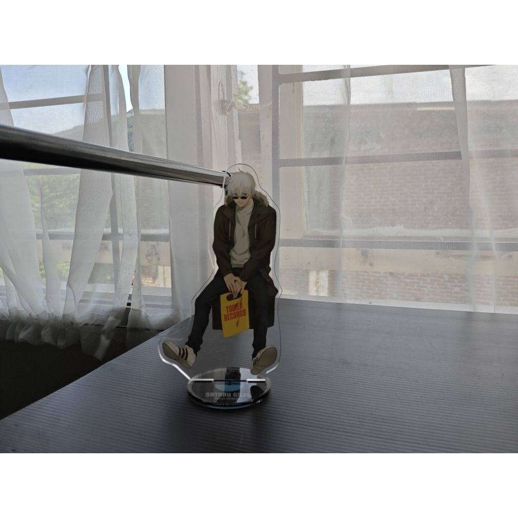 [Unsealed] Acrylic standee Gojo Satoru Tower records
