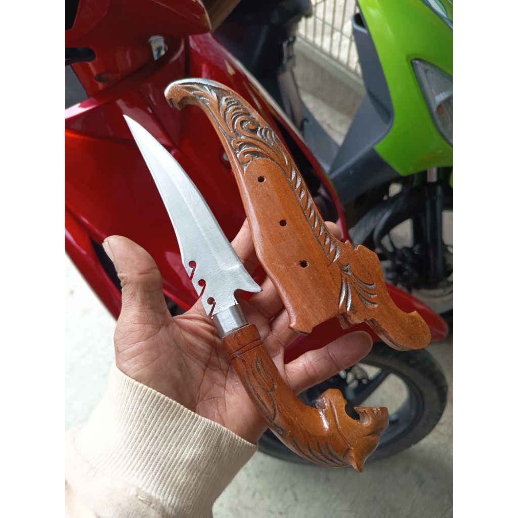 pisau mutik baja bering/lakher