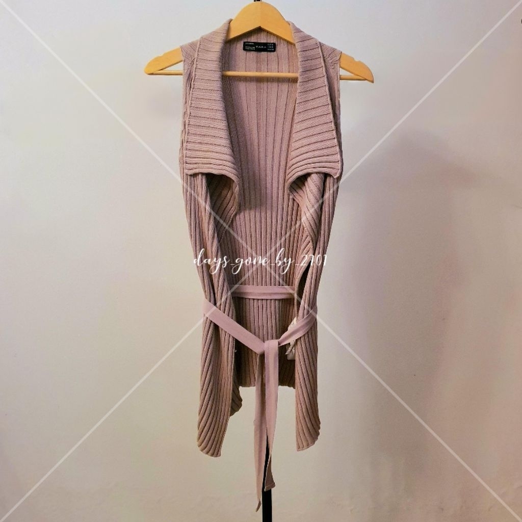 Sleeveless Cardigan Knit Outerwear "Zara" Ungu Muda. Made in Spain