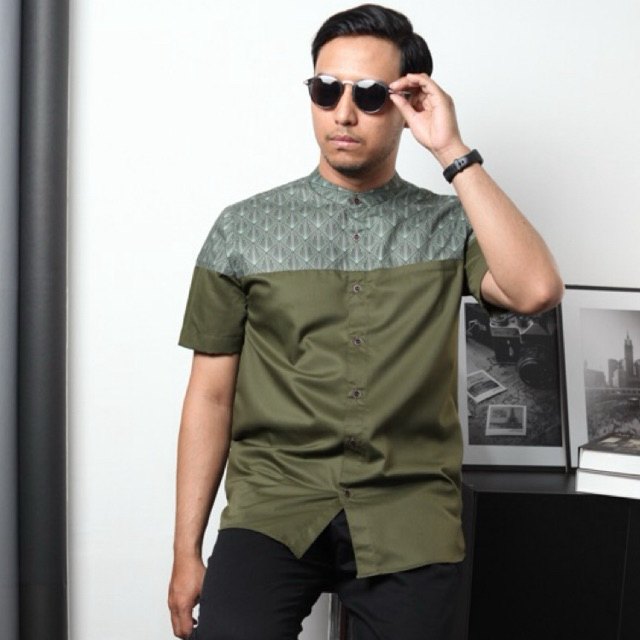 SaviqOfficial - Kemko Brigjen Pendek Kemeja Lengan Pendek Motif Dada