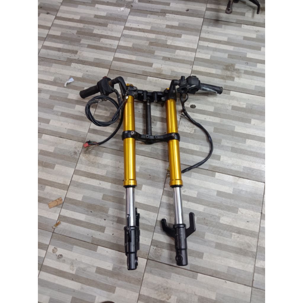shock upside down usd ori R15 v3 pnp r15 v2 dan vixion