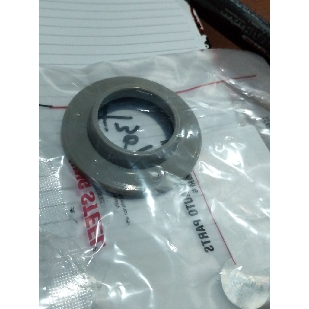 bearing shock xtrail T30