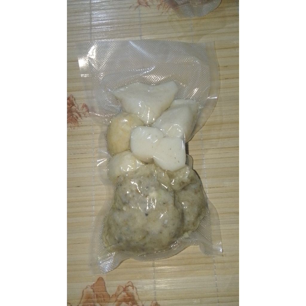 

Pempek Campur isi 10