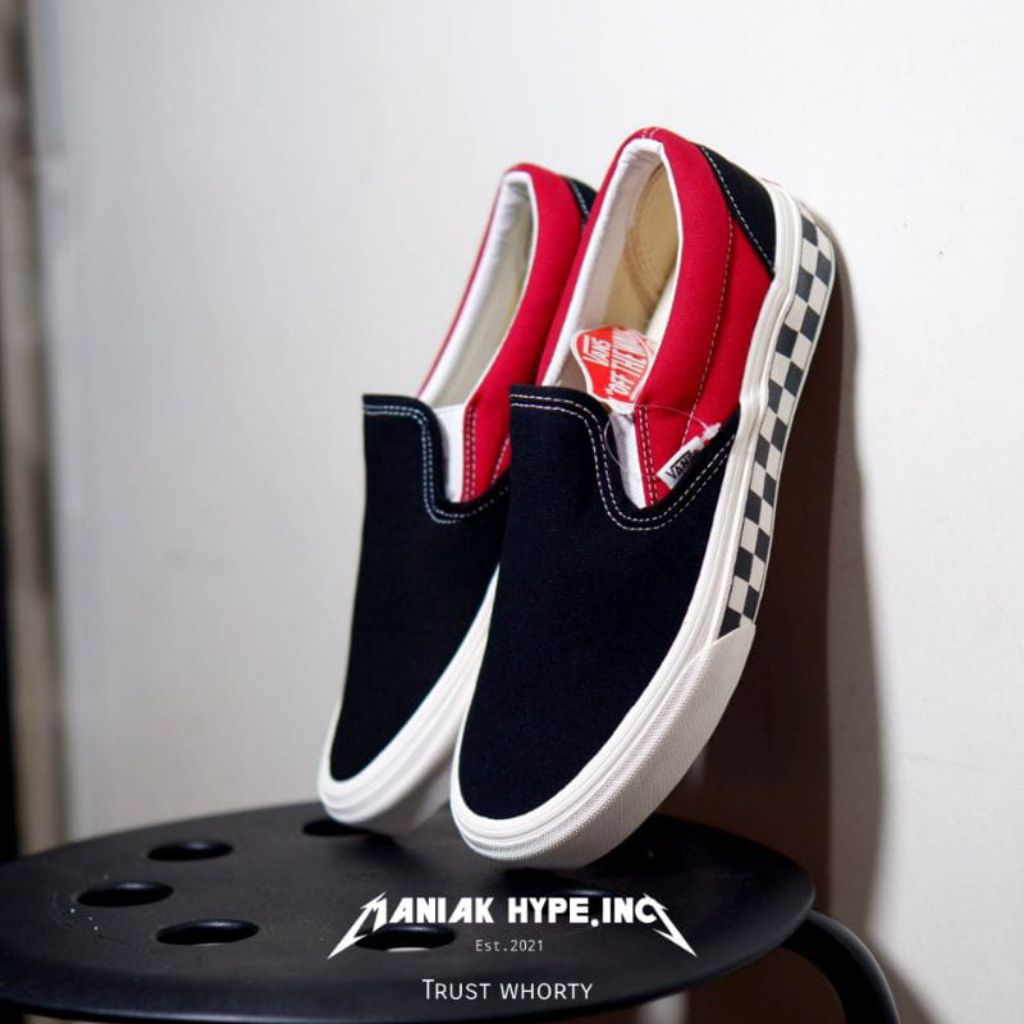 VANS SLIP ON BMX CHECKERBOARD BLACK RED ORIGINAL