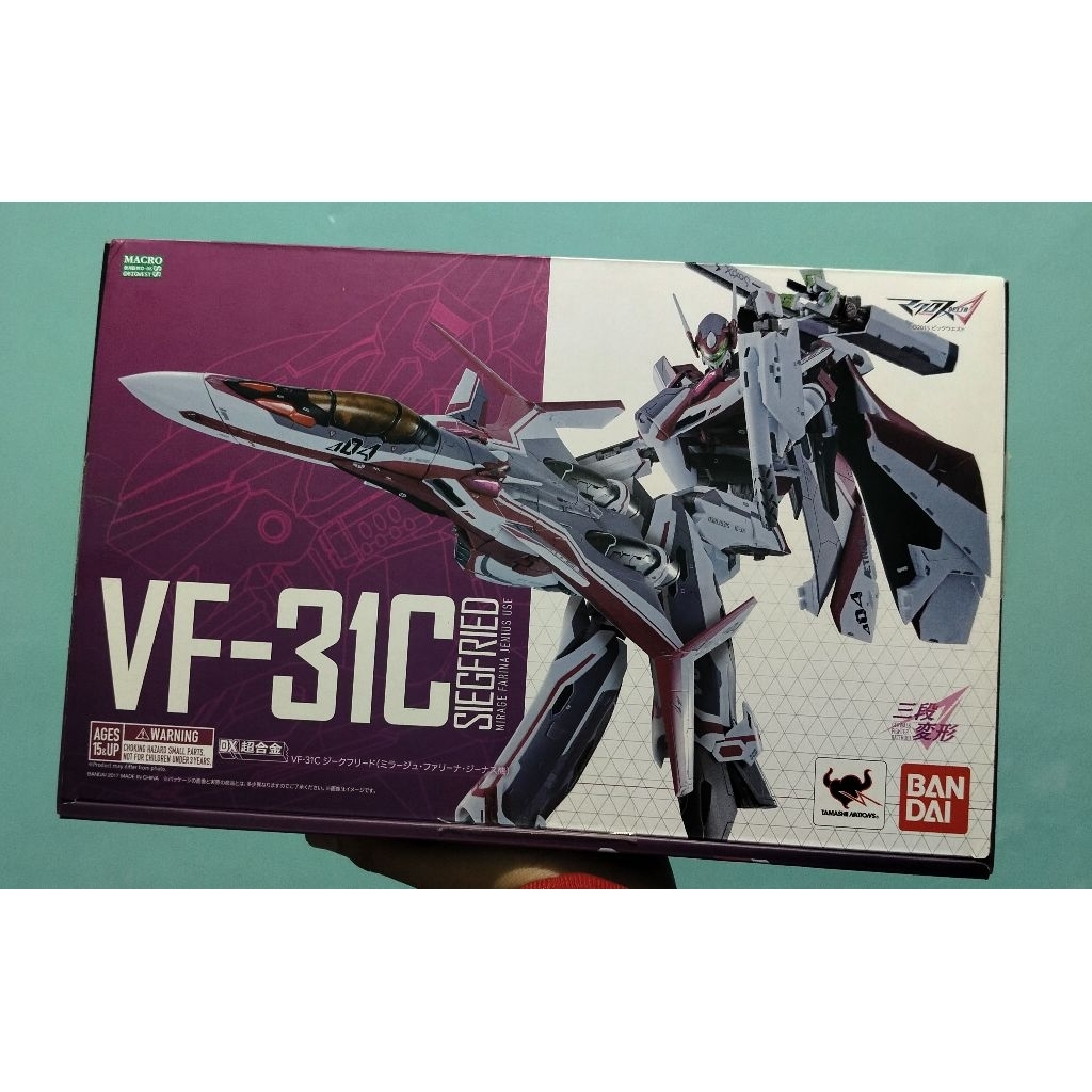DX chogokin Macross delta VF 31-C, mirage farina jenius use