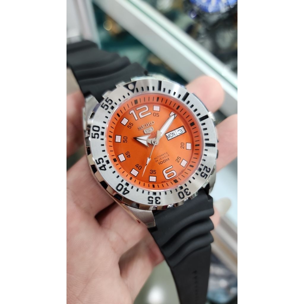 BARU Jam karet seiko 5 sport oren diver rubber automatic