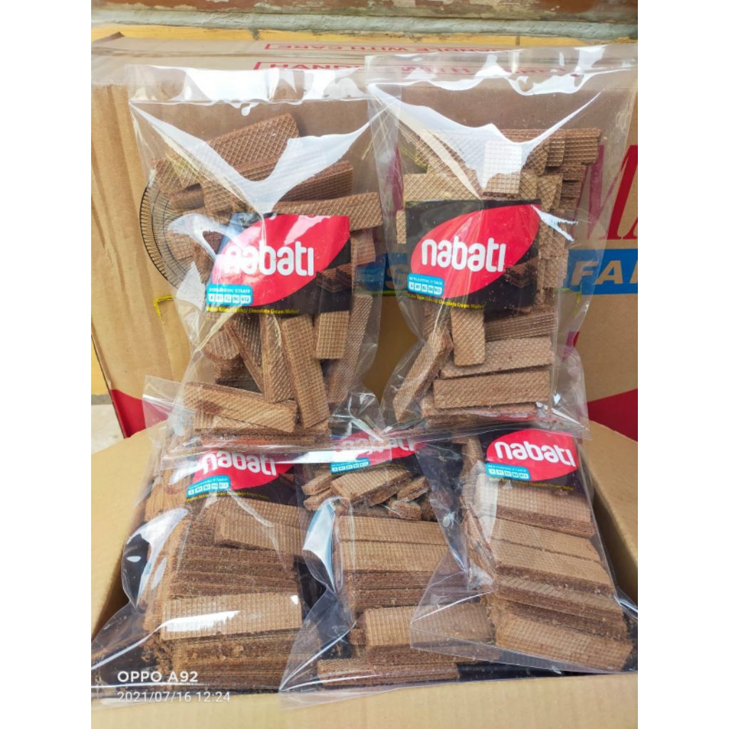 

astor dan wafer kiloan