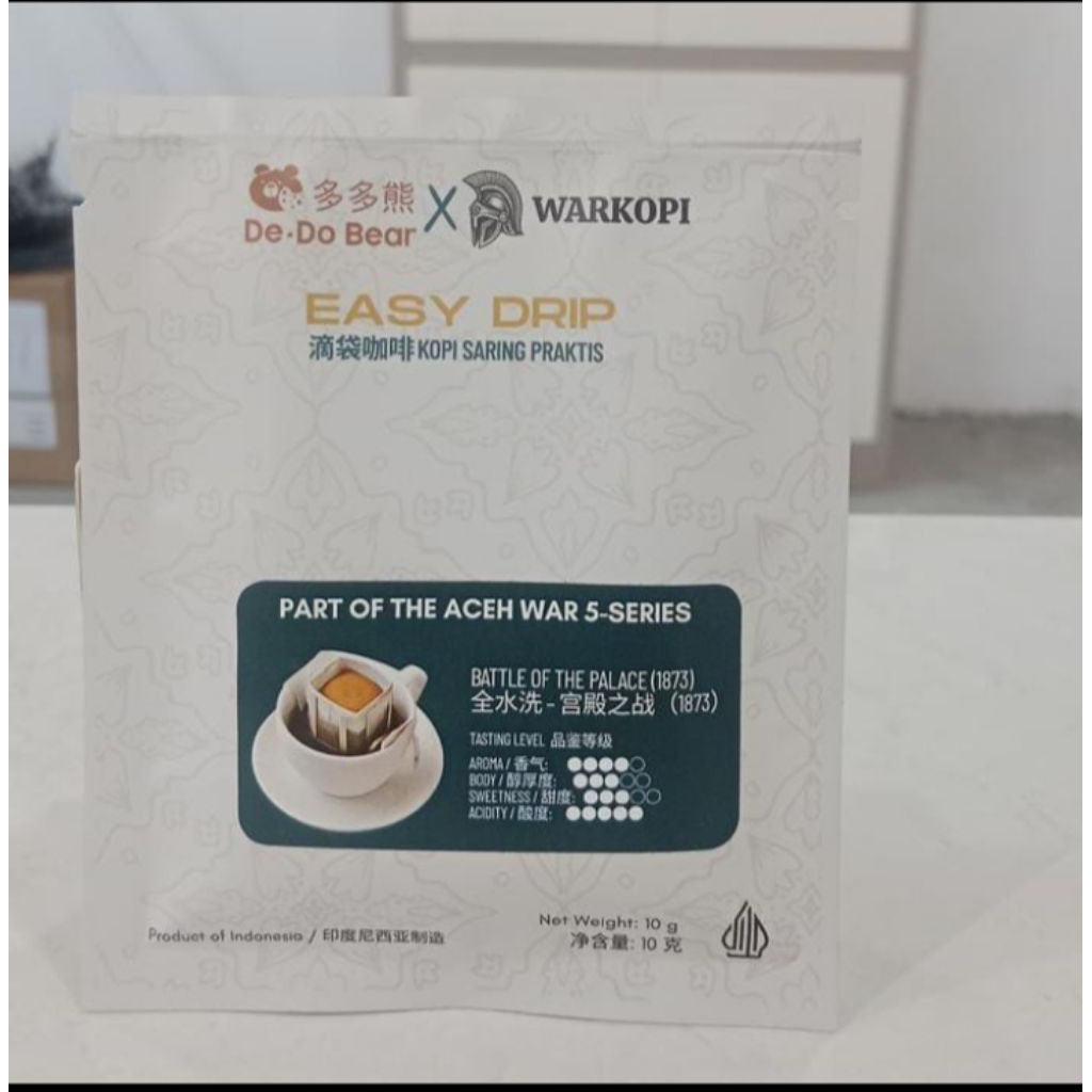 

Warkopi Easy Drip The Aceh War Blend - Drip Bag Coffee Isi 5 x 10g