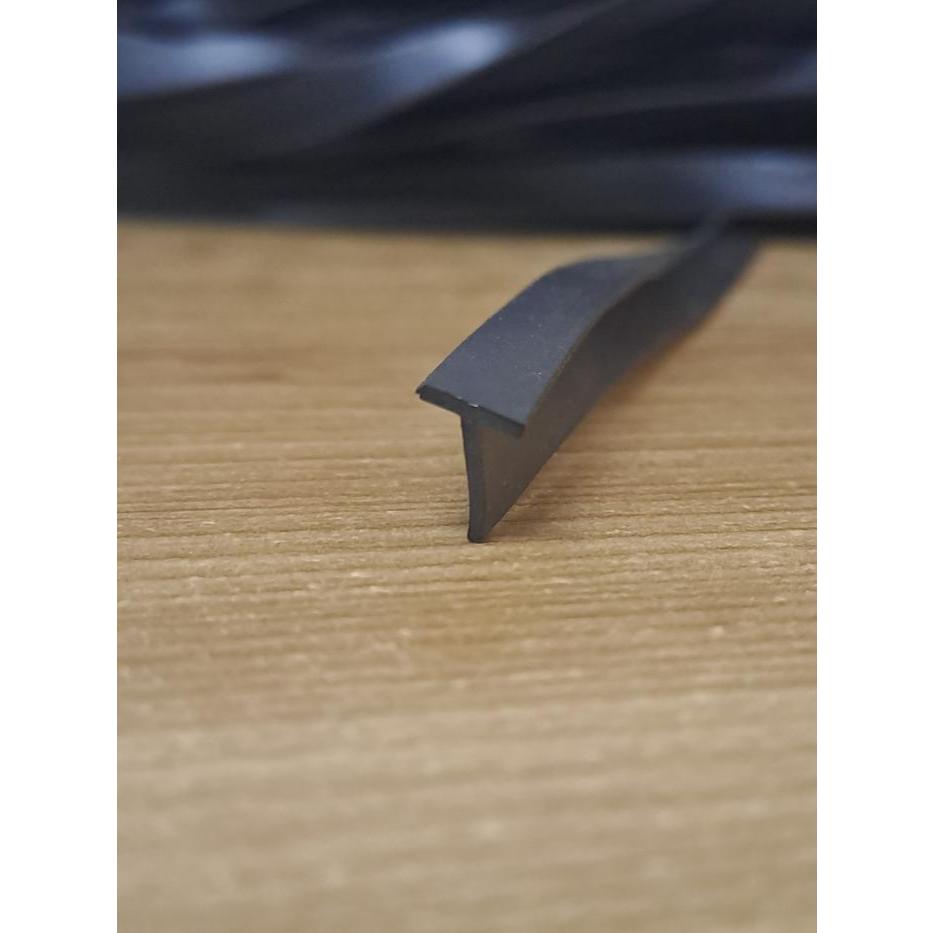 karet lis T 5x5 mm 6,5x8 mm karet list body kit mobil model T solid epdm t shape