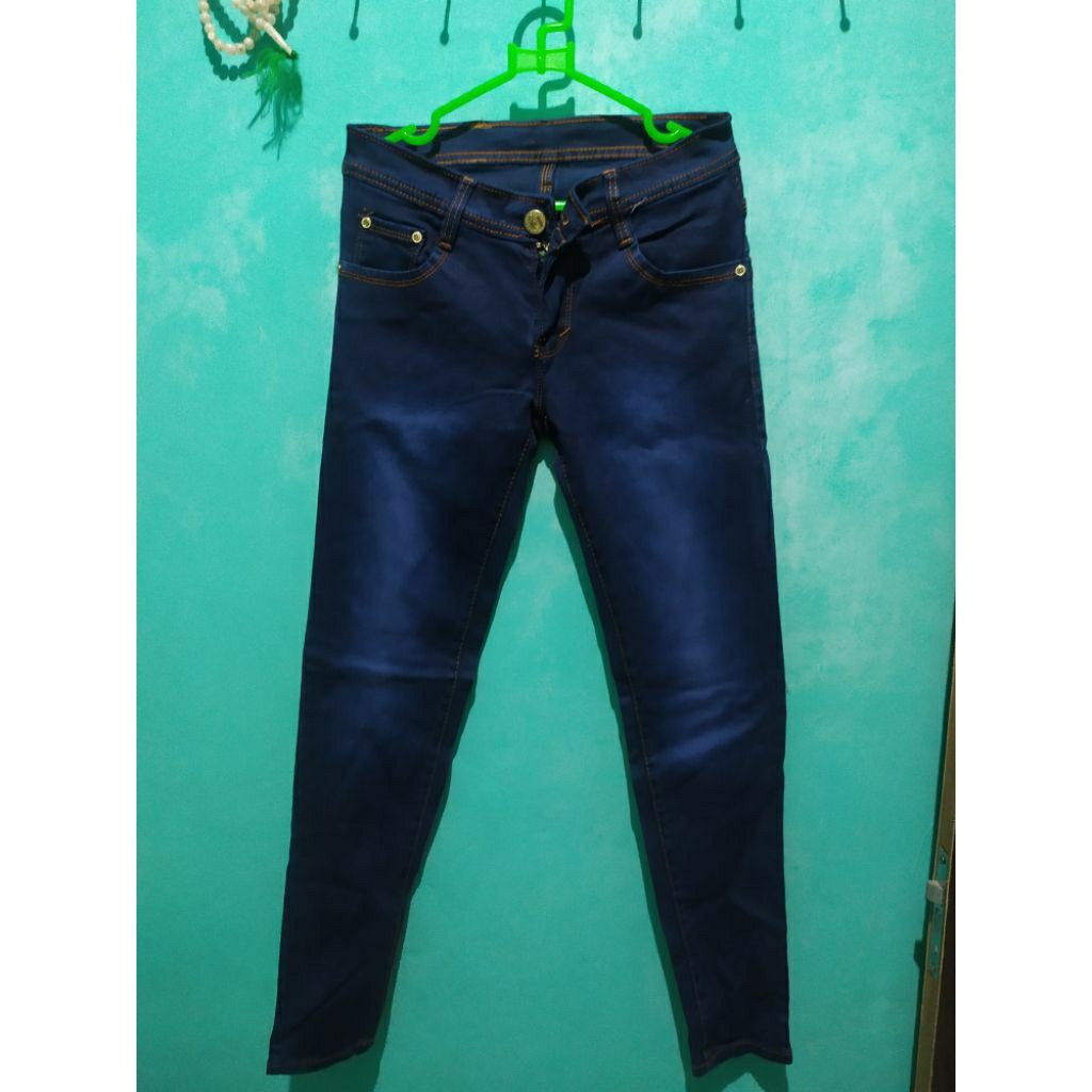 BARU Celana Jeans Wanita Promo Murah Obral Cuci Gudang