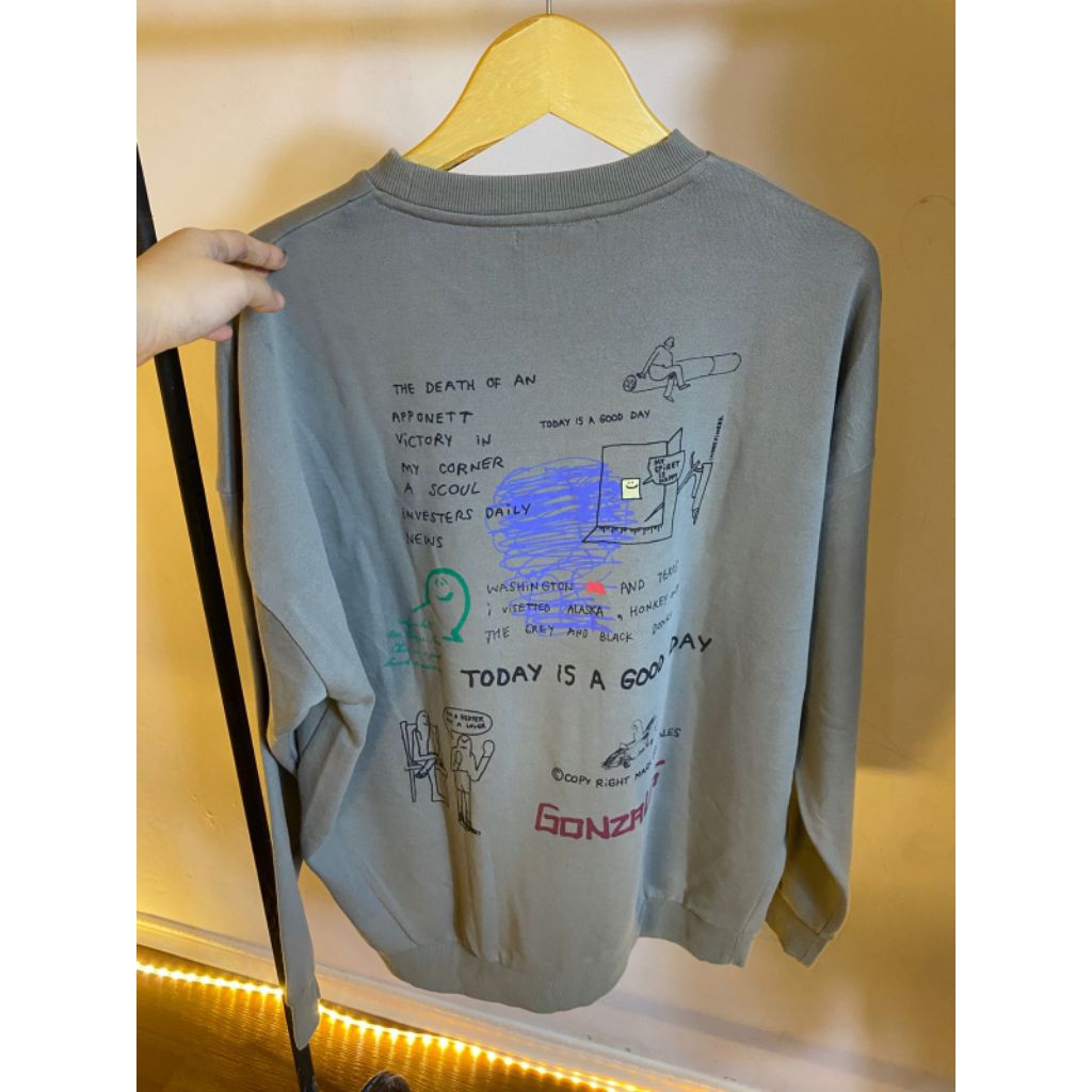Crewncek CN Mark Gonzalesk Back Print Rare Item Second Original