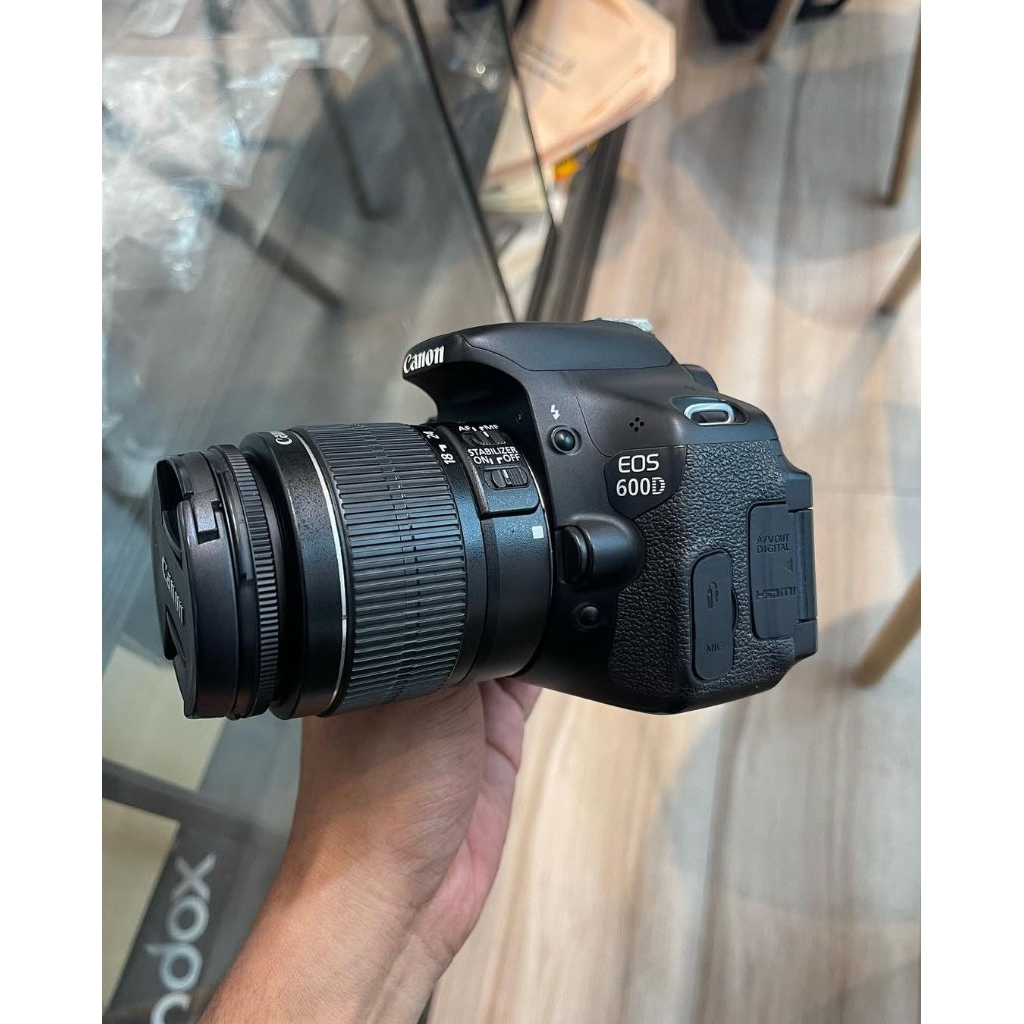 kamera canon eos 600D