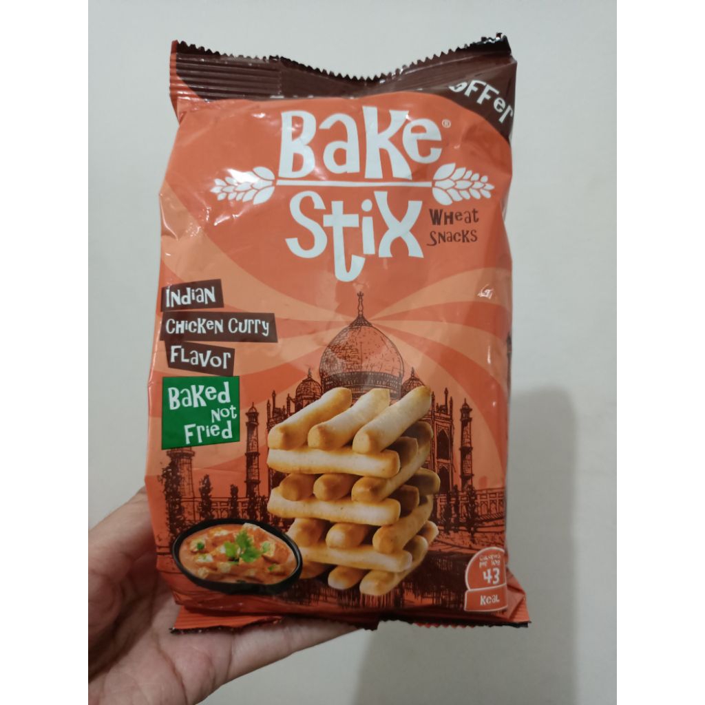 

BAKE BAKE STICK MESIR RASA CHICKEN CURRY/BEEF/CHEESE