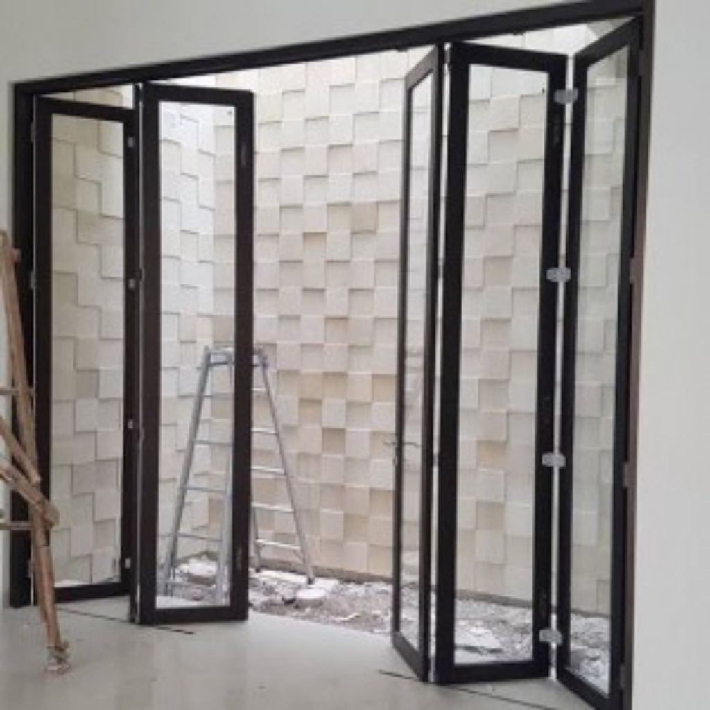 Pintu Lipat Aluminium.