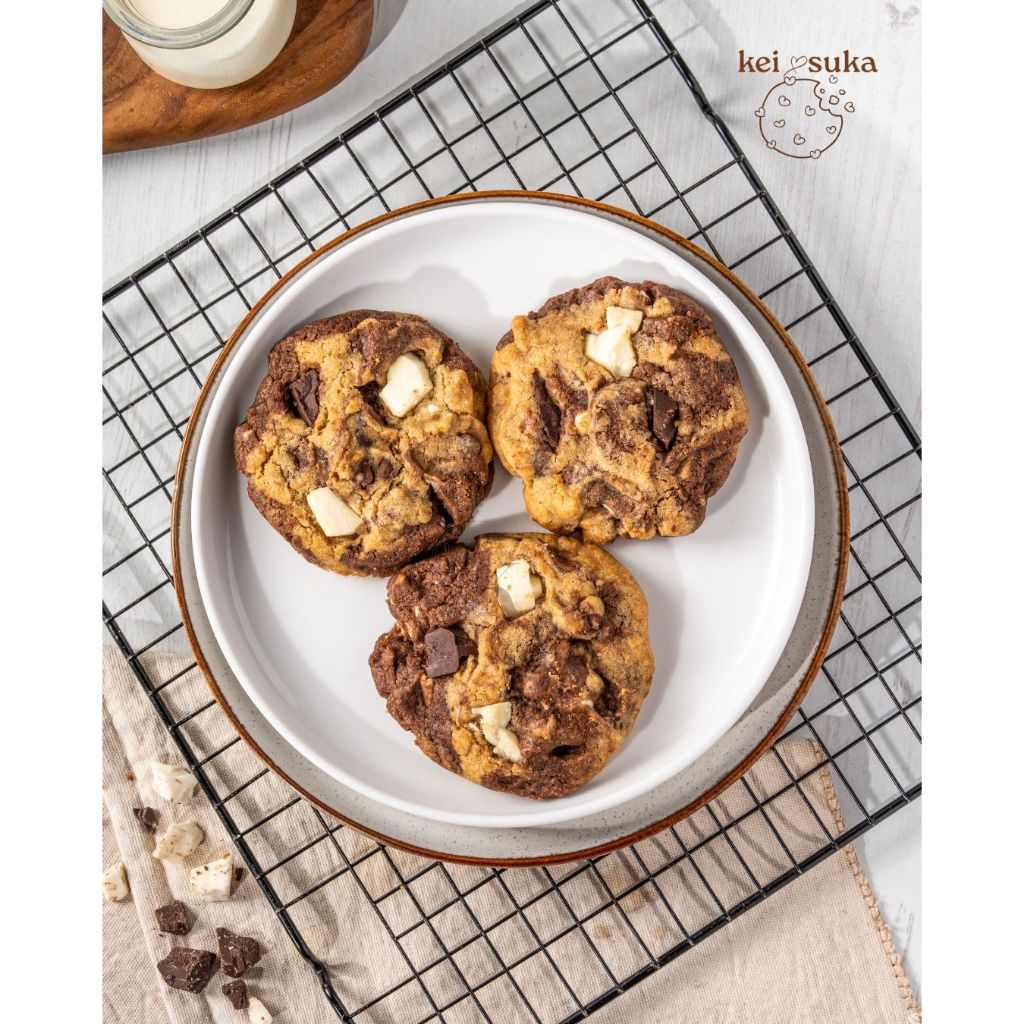 

Keisuka Brookies Soft Baked Big Cookies
