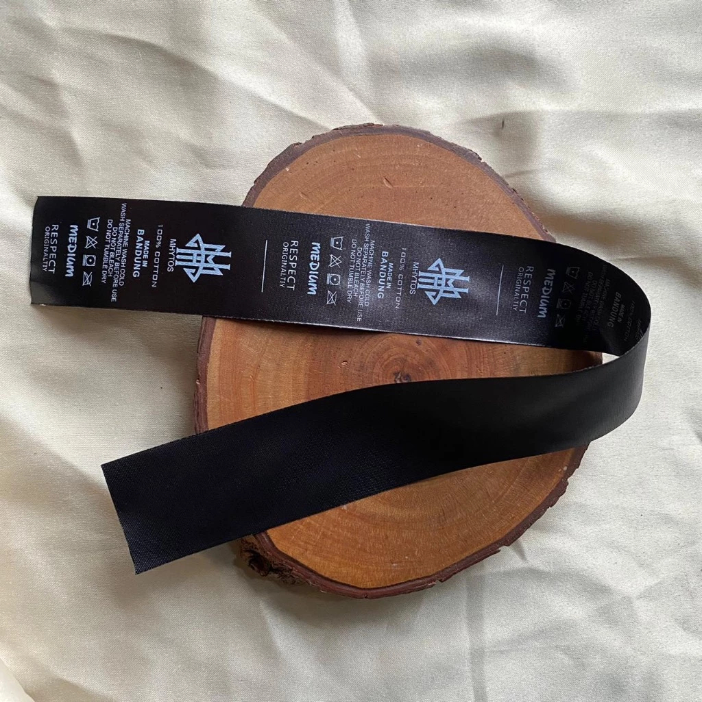 

lebel merek celana cutbray scuba cewek