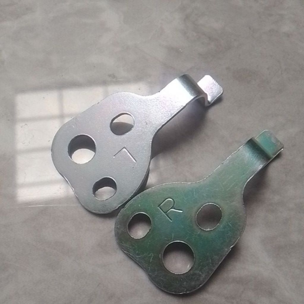 Besi plat step boncengan belakang pcx 160 original (1set )original