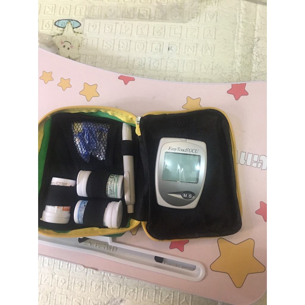 EASY TOUCH ALAT UKUR GULA DARAH KOLES ASAM URAT