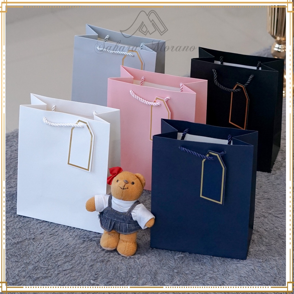 

[PREMIUM] Paper Bag Emboss Polos Goodie Bag Tas Hadiah Hampers Shopping Bag Tas Souvenir Serbaguna