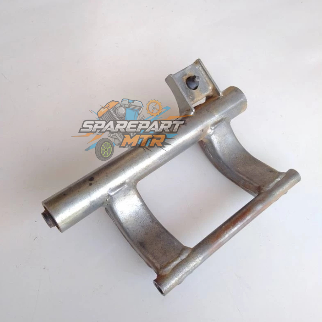 ENGINE MOUNTING BEAT SCOOPY KARBU ORIGINAL COPOTAN DUDUKAN MESIN BEAT