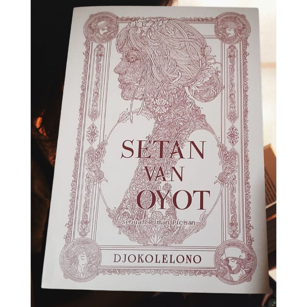 Novel Setan Van Oyot Karya Djoko Lelono