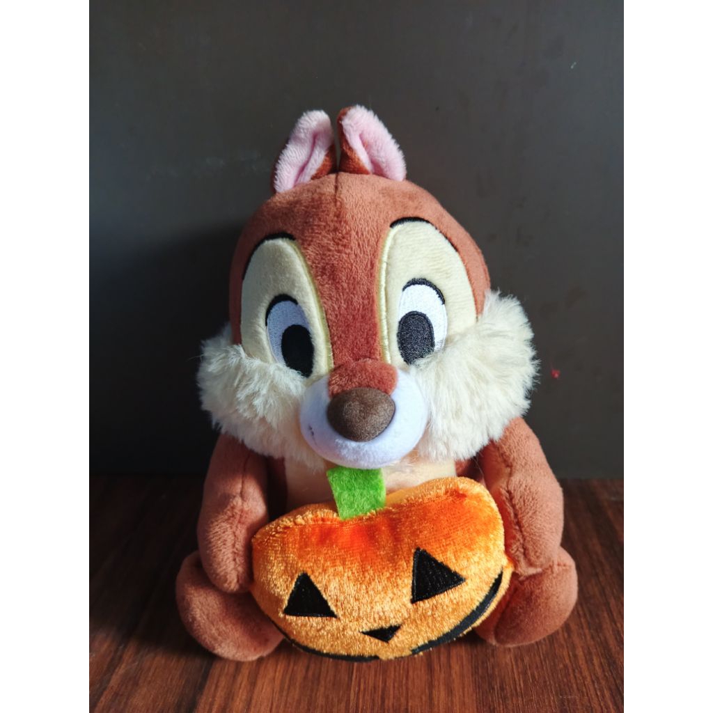 boneka chip & dale