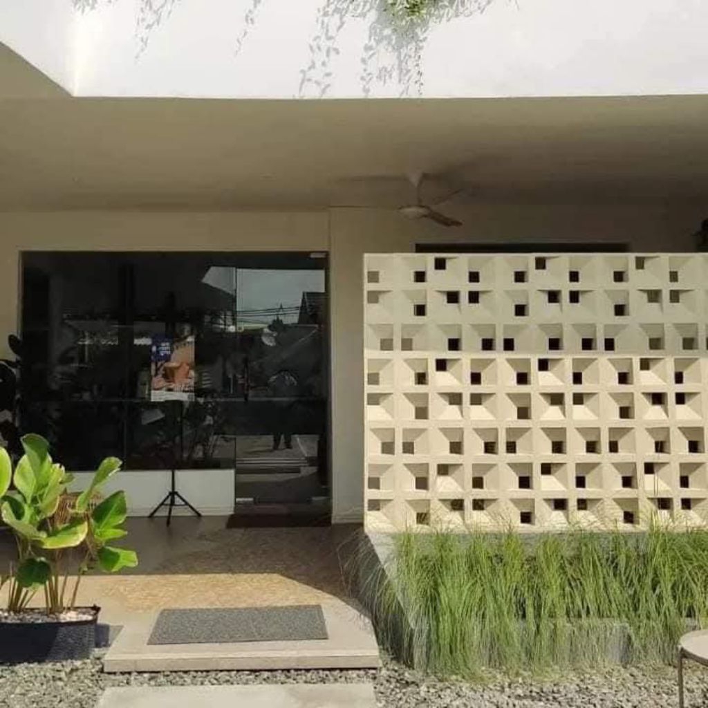 Roster beton minimalis pagar rumah