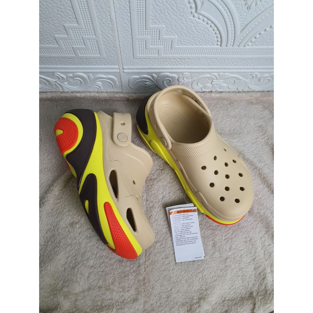 SALE  CROCS BUBBLE CRUSH CLOG ORIGINAL