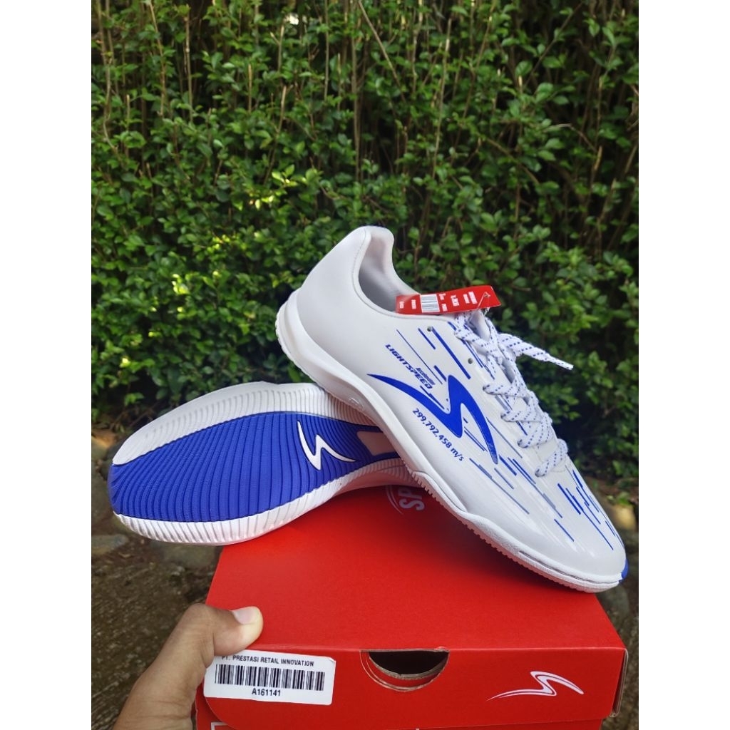 lightspeed reborn dazzing blue in